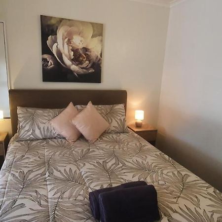 Bargara Motor Inn - Pet Friendly ภายนอก รูปภาพ