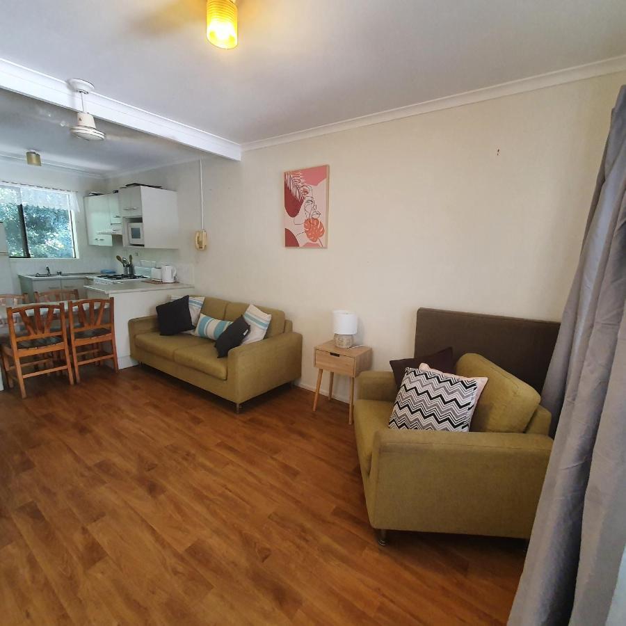 Bargara Motor Inn - Pet Friendly ภายนอก รูปภาพ