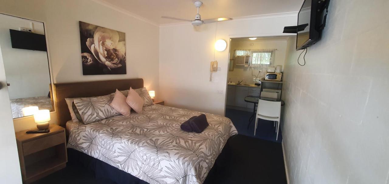 Bargara Motor Inn - Pet Friendly ภายนอก รูปภาพ