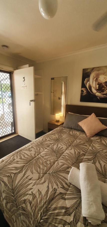 Bargara Motor Inn - Pet Friendly ภายนอก รูปภาพ